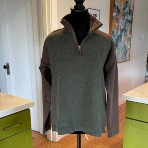 GAP Men's Olive and Chocolate Zip-Up Sweater